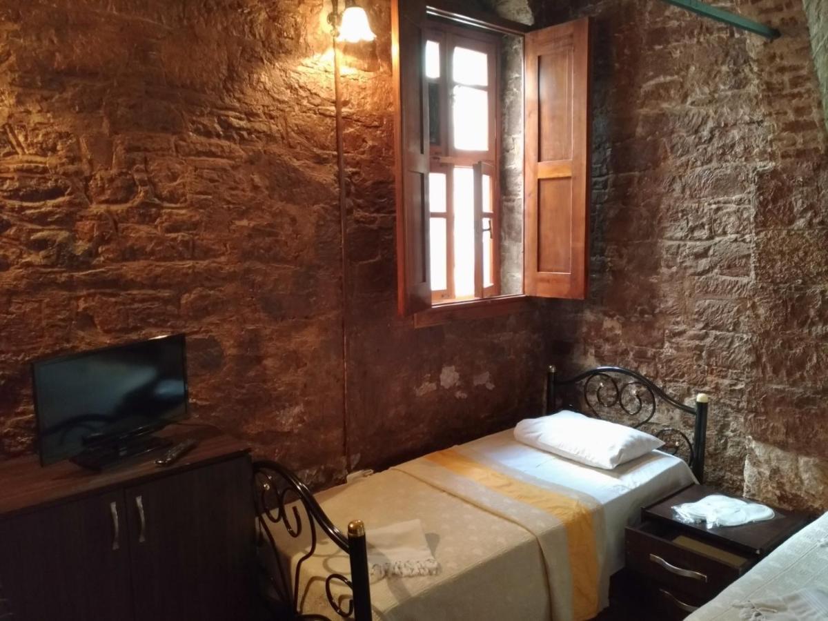 Ayfada Cafe & Pension Ayvalı מראה חיצוני תמונה